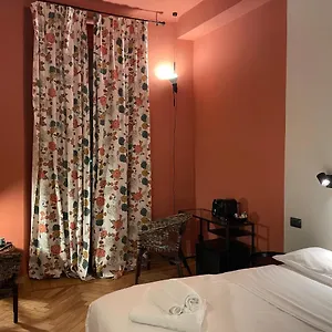 https://ritorno-alle-origini-suite-1.italymilanhotels.net